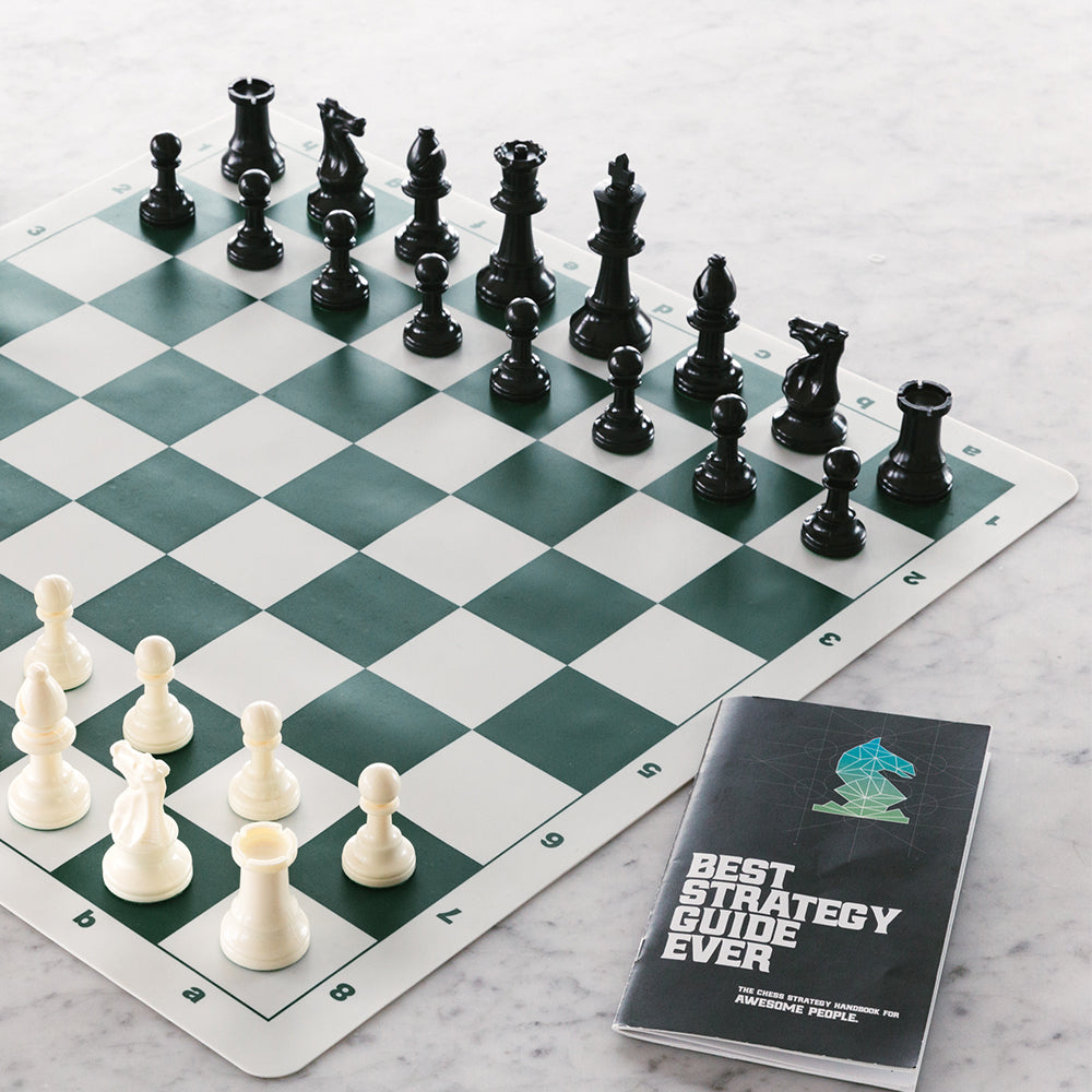 The Differences between Vinyl and Silicone Chess Boards