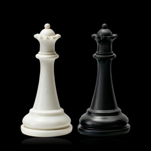 Best Chess Set Ever 3X ivory and black queens side by side on black